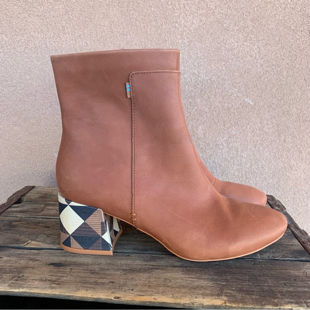 Toms Hazel Leather Emmy Boot